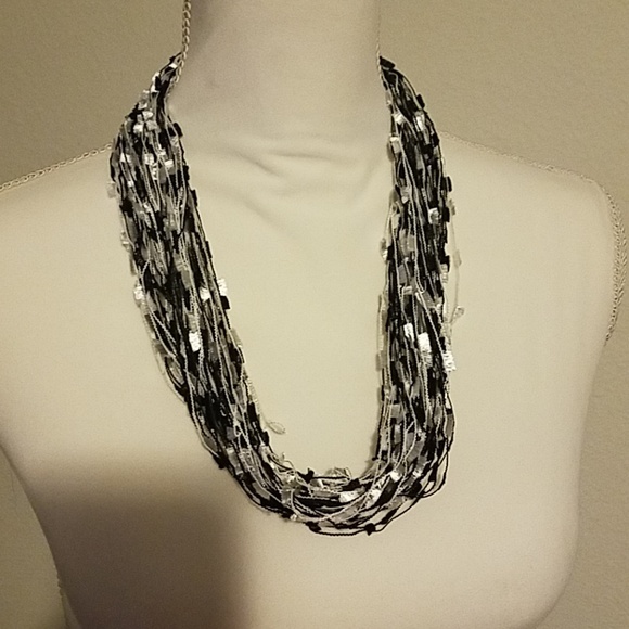 Jewelry - Necklace